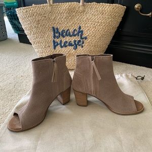 Toms booties